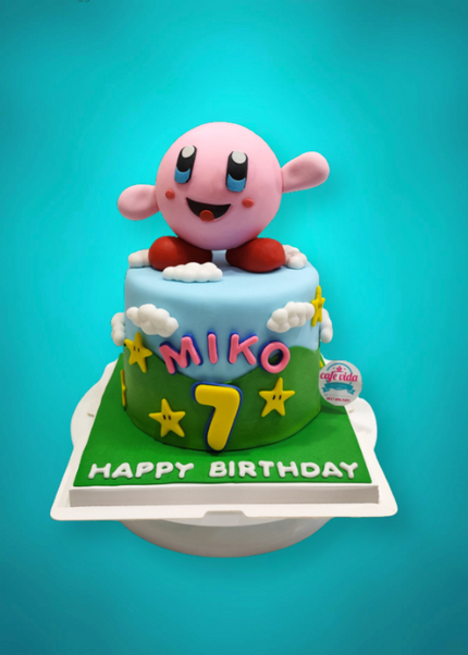 Kirby-Themed Fondant Cake